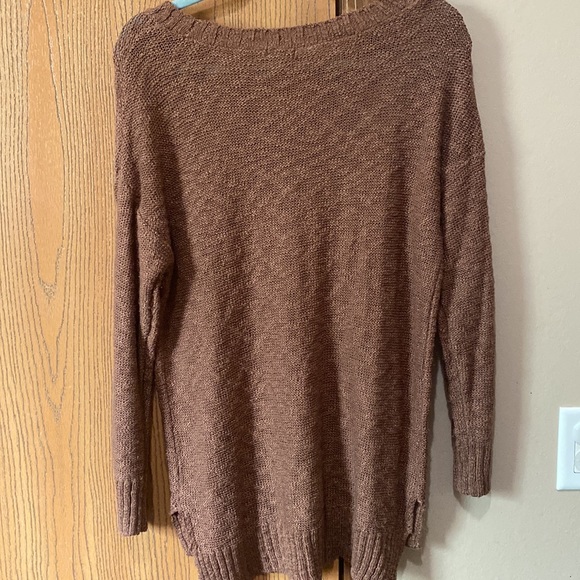 Sweater - Picture 2 of 3